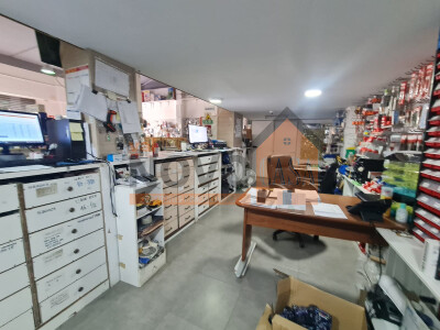 Ref.4514 Local în Picassent