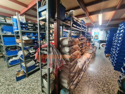 Ref.4514 Local în Picassent