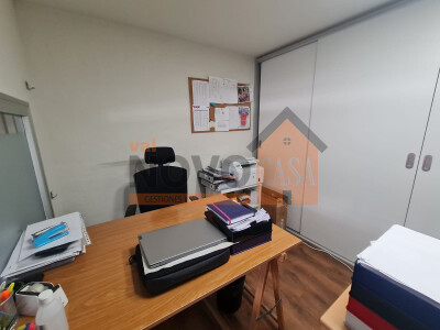 Ref.4514 Local în Picassent