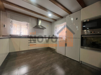 Ref.4517 Vilă în Picassent-2