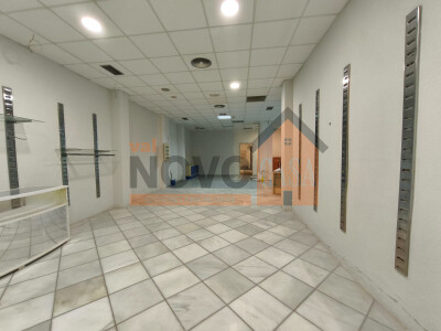 Ref.4698 Local în Picassent