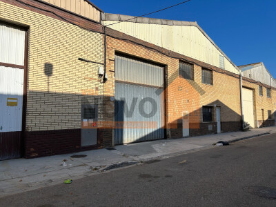 Ref.4502 Nave en Silla-1