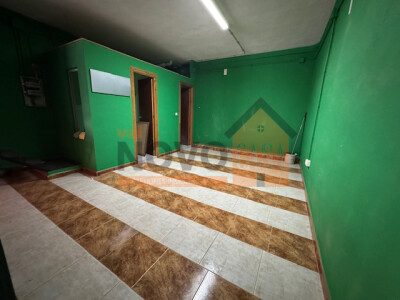 Ref.4573 Local en Silla-3