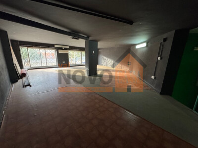 Ref.4573 Local en Silla-1