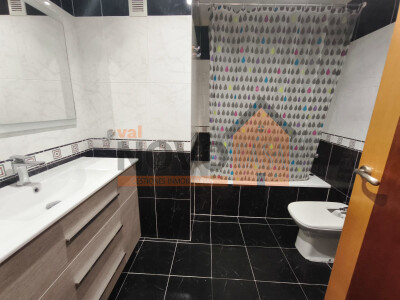 Ref.4702 Apartament în Silla