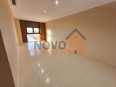 Ref.4702 Apartament în Silla