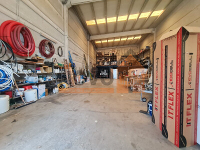 Ref.4511 Nave en Picassent