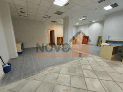 Ref.4698 Local în Picassent