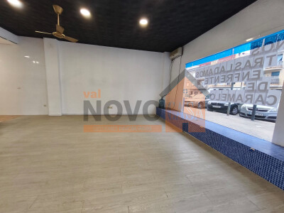 Ref.4705 Local în Picassent