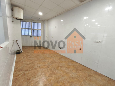 Ref.4705 Local în Picassent