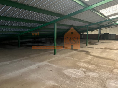 Ref.4211 Nave en Silla