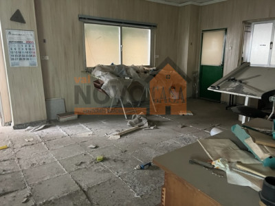 Ref.4211 Nave en Silla