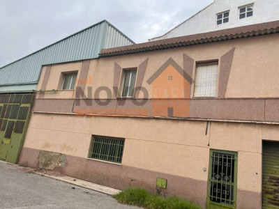 Ref.4211 Nave en Silla