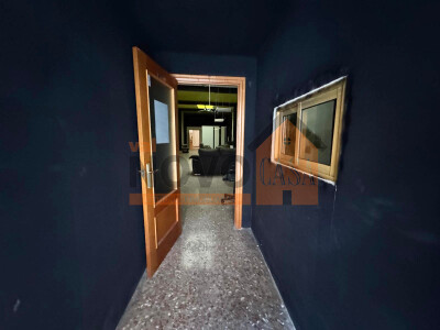 Ref.4593 Bâtiment à Silla