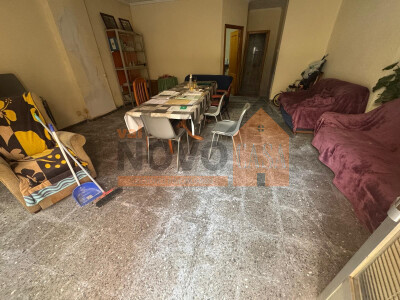 Ref.4657 Local în Silla