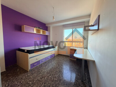 Ref.4696 Piso en Silla