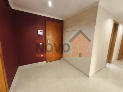 Ref.4702 Piso en Silla