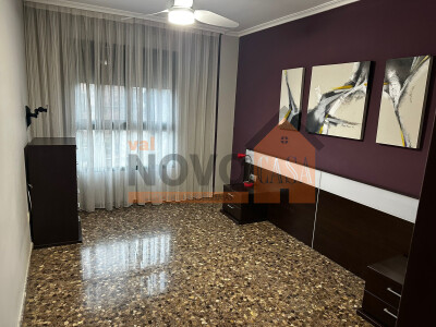 Ref.4704 Piso en Silla-17