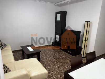 Ref.4704 Piso en Silla-2