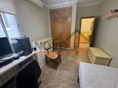 Ref.4706 Piso en Silla-12