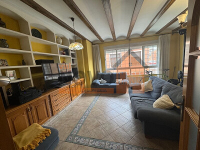 Ref.4706 Piso en Silla-0