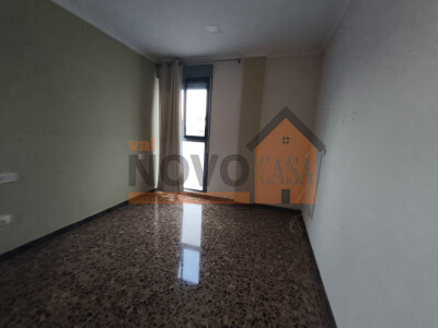 Ref.4701 Piso en Silla