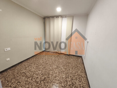 Ref.4701 Piso en Silla