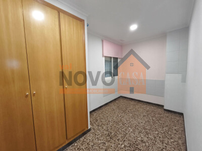 Ref.4701 Piso en Silla