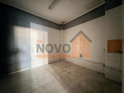 Ref.4747 Local en Silla