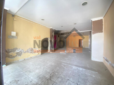 Ref.4747 Local en Silla-1