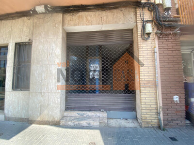 Ref.4747 Local en Silla-0