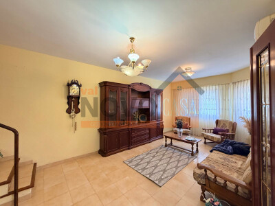 Ref.4749 Adosado en Silla-2