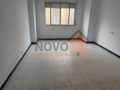 Ref.4728 Apartament în Sollana
